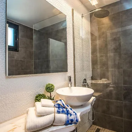 Fuer 4 Personen Ca 79 M In Faliraki, Aegaeis Rhodos Ferienhaus *